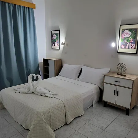 Pyrgos Hotel de apartamente 2*
