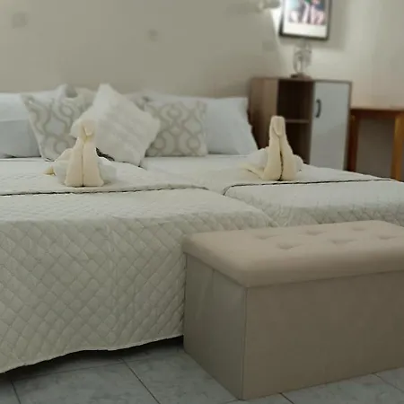 Pyrgos Hotel de apartamente Kremastí
